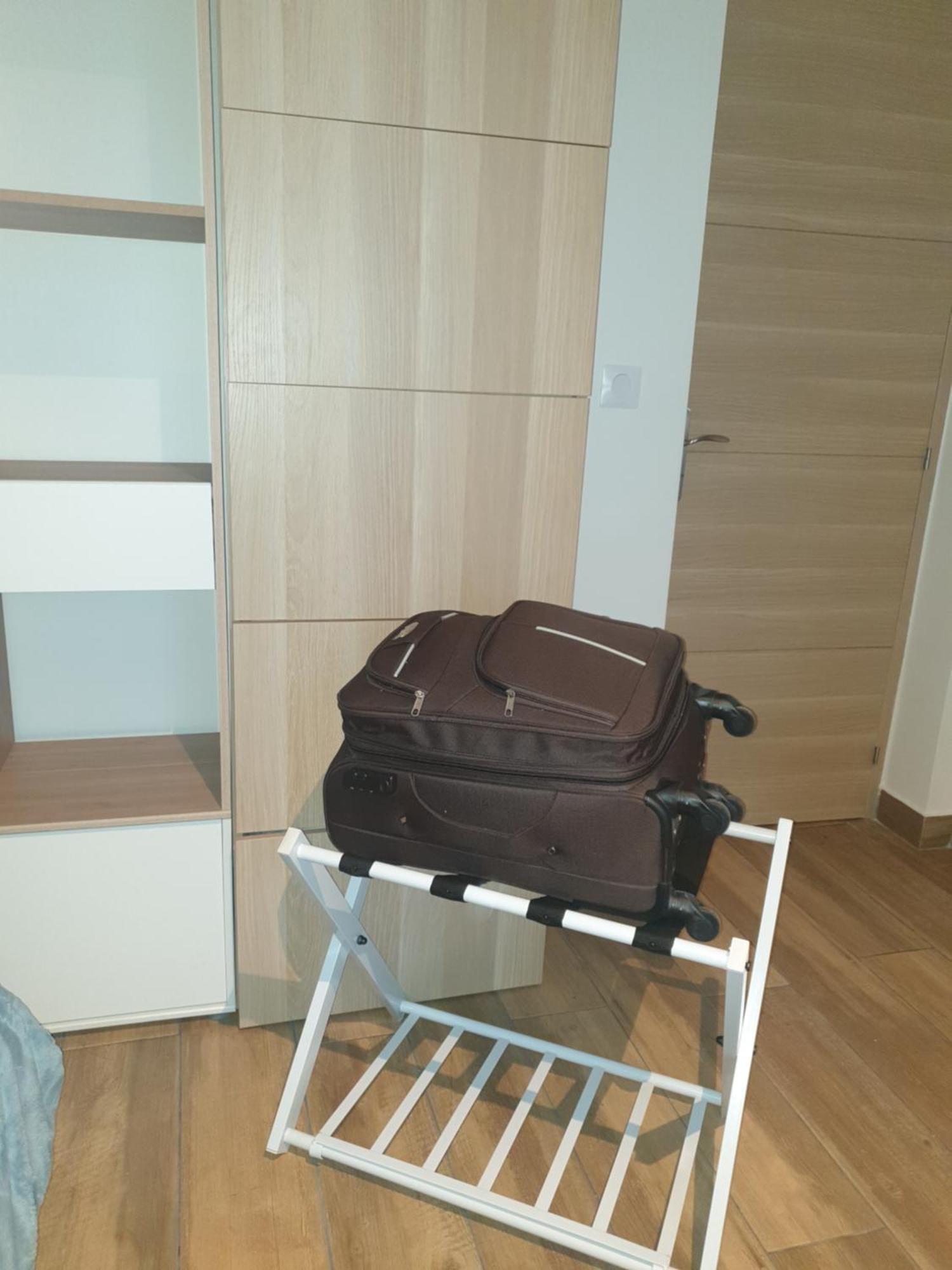 Amazing Apartment A Stone'S Throw From The City Of Lights - Paris Клиши Екстериор снимка